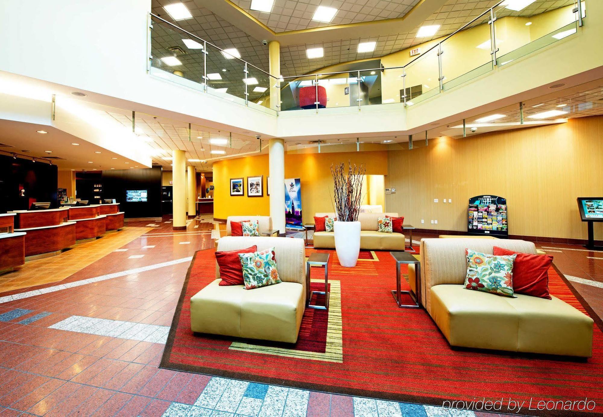 Courtyard By Marriott Ottawa East Hotel Buitenkant foto